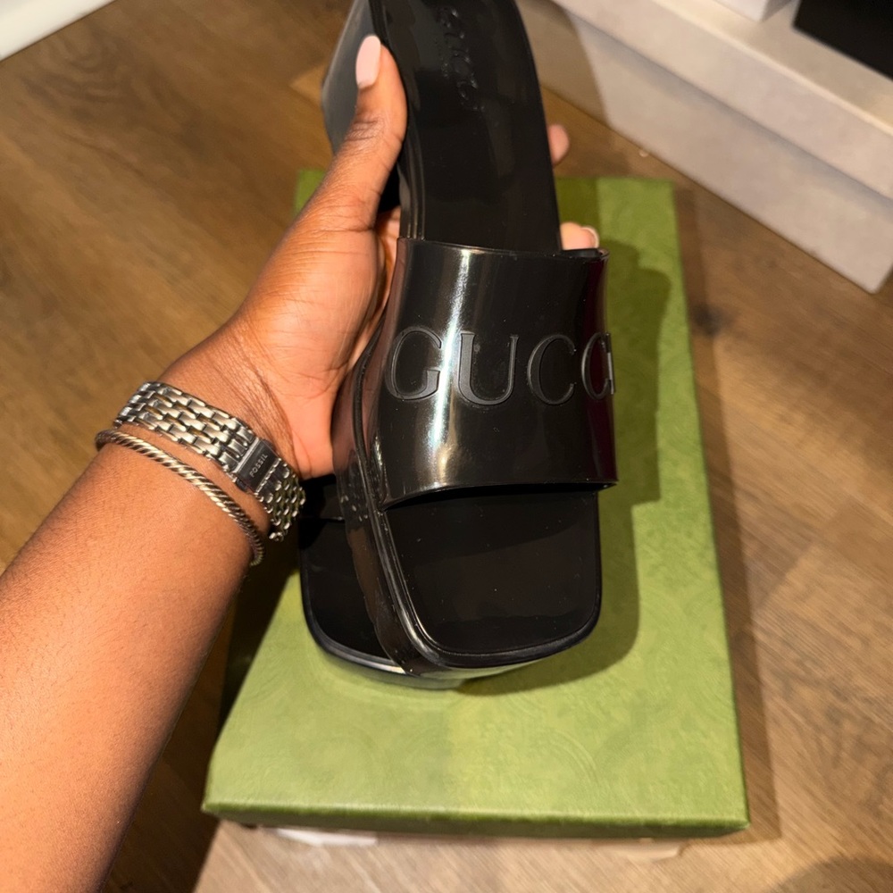 Gucci 60mm Slide Sandal - Picture 2 of 2